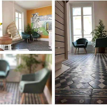 Marie Antoinette Mini *