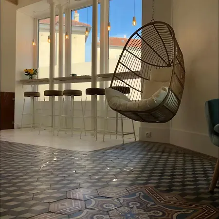 Marie Antoinette Mini Hotel